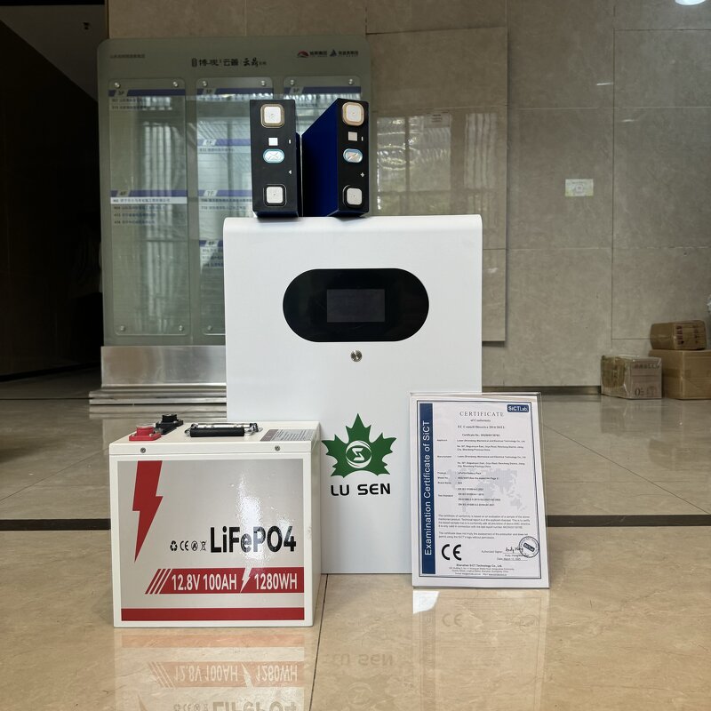 LiFePO4 Battery Pack Manufacturer - Lusen 12V 100/120/135/200Ah for Golf Cart RV Campers Built-in Bluetooth 6000 Cycles