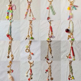 Women Fashion Keychain Manufacturer - Cute Trendy Bag Charm Interchangeable Pendant Crystal Key Chains