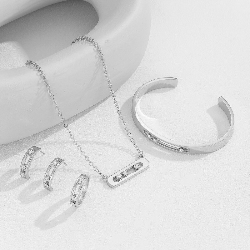 Women's Jewelry Set Manufacturer - 18K Gold Plated Designer Bracelet Necklace Earrings Custom Luxury Waterproof