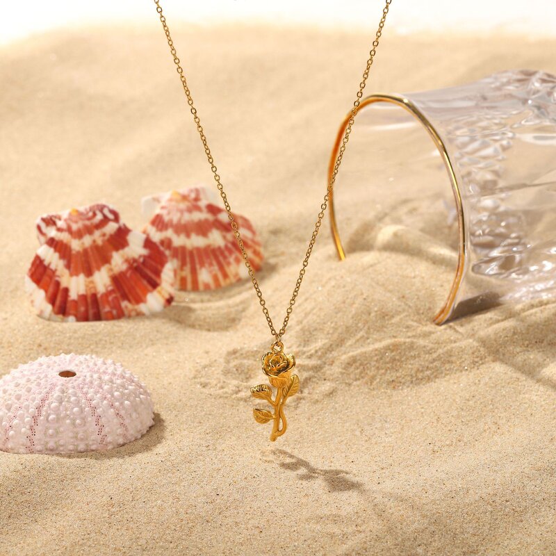 Three-Dimensional Rose Pendant for Women Manufacturer - 18K Gold-Plated Geometric Chains Stainless Steel Romantic Accessory