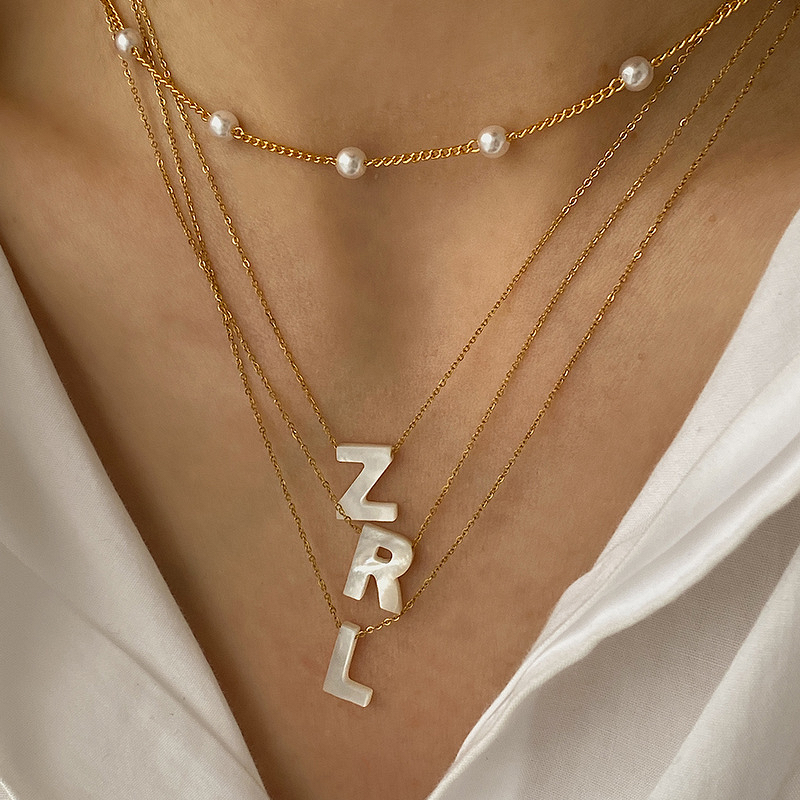 Customized Pendant Necklaces Manufacturer - Gold Plated Chain with Pearl White Shells 26 English Letters