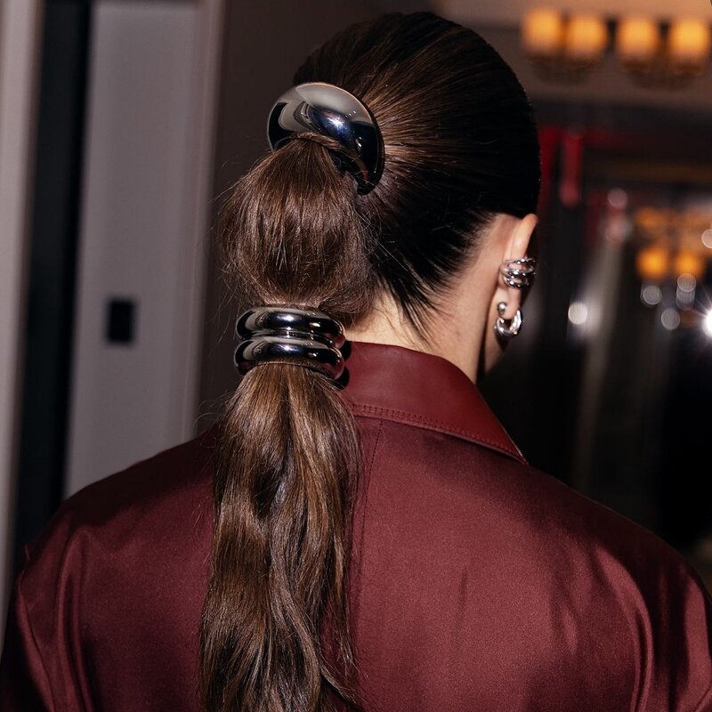 Women Hair Accessories Manufacturer - Stainless Steel 18k Gold Plated Semi-circular Arc Smooth Black Rubber Band