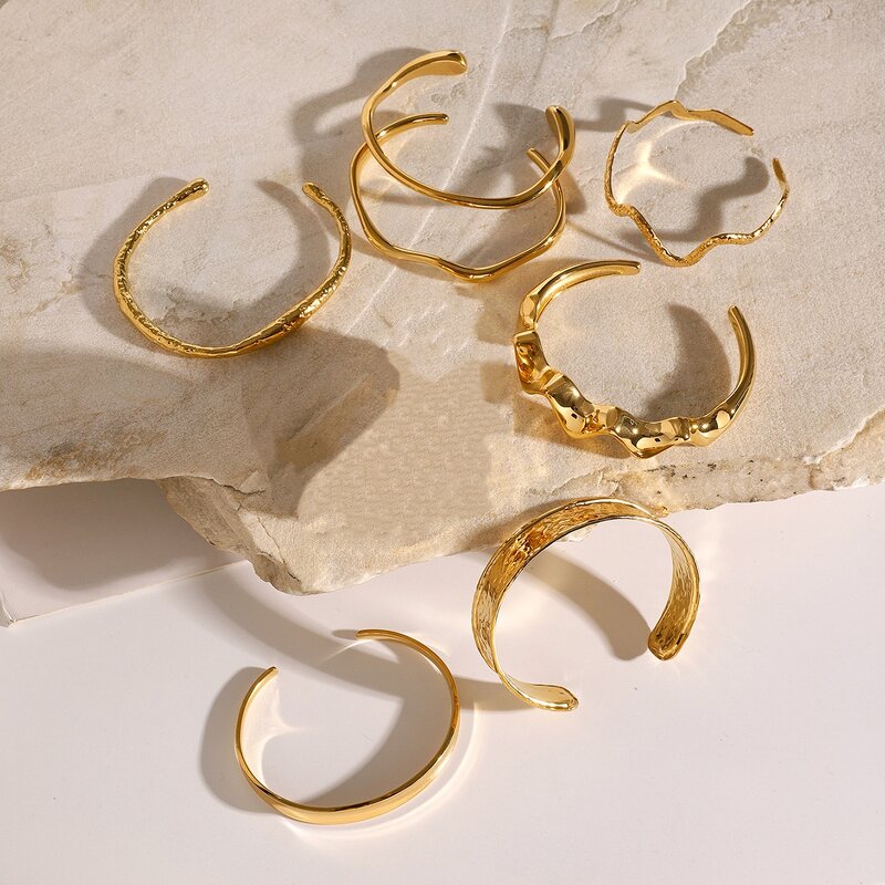 Stainless Steel Bangle Set for Women Manufacturer - 18K PVD Gold Plated Tarnish Free Trendy High Quality