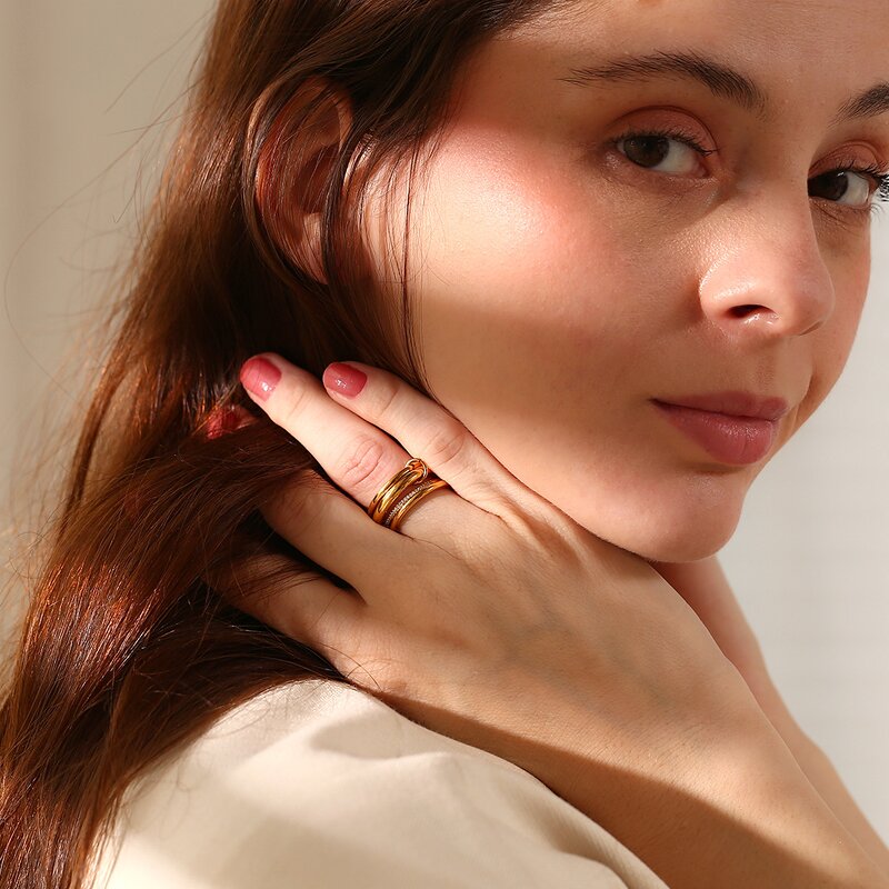 Stainless Steel Jewelry Rings for Women Manufacturer - Waterproof 18k Gold Plated Multilayer Zircon Classic Rings