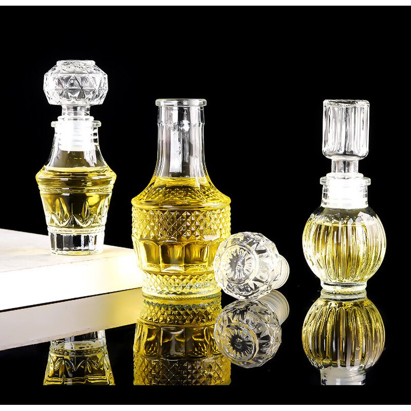 Mini Glass Whisky Bottle Set Manufacturer - 50ml Red Wine Popular Fruit Wine Engraved Styles