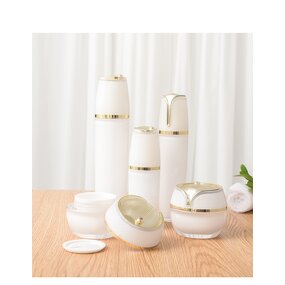 Acrylic Skin Care Bottle Set Manufacturer - Luxury Stock 15g 30g 80ml Lotion Essence Cream Jar