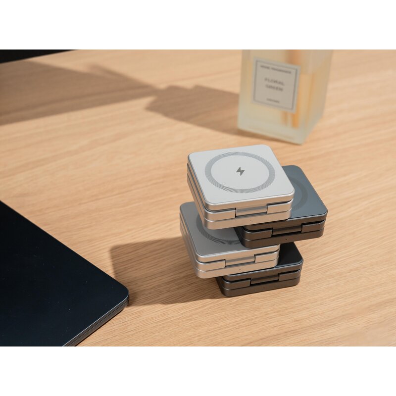 15W Magnetic Folding Wireless Charger Manufacturer - 3 in 1 Fast Charge for iPhone Watch AirPods Samsung Galaxy Buds