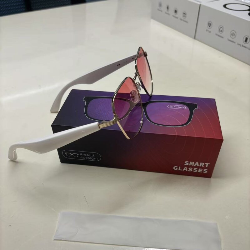 Smart Earpick Manufacturer - AI Fashion with Touch Screen Supporting for Music and AI Translation