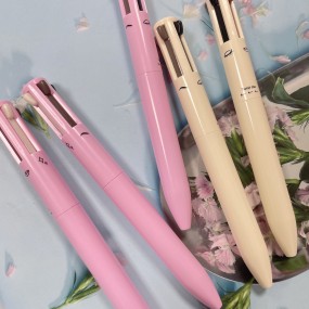 Lip Gloss Manufacturer - Custom Private Label Make Your Own logo Liquid Lipstick