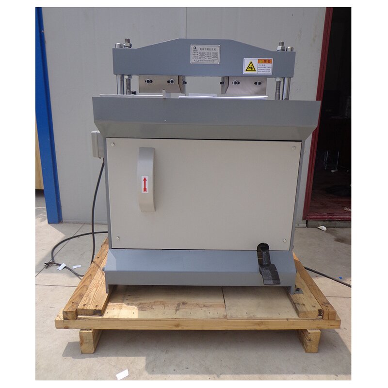 Corner Rounder Manufacturer - SIGO Transparent Business Cards