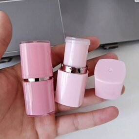 Liquid Lip Stain Manufacturer - Waterproof Long-Lasting Matte Non-Stick with Mineral and Vitamin C Lip Tint