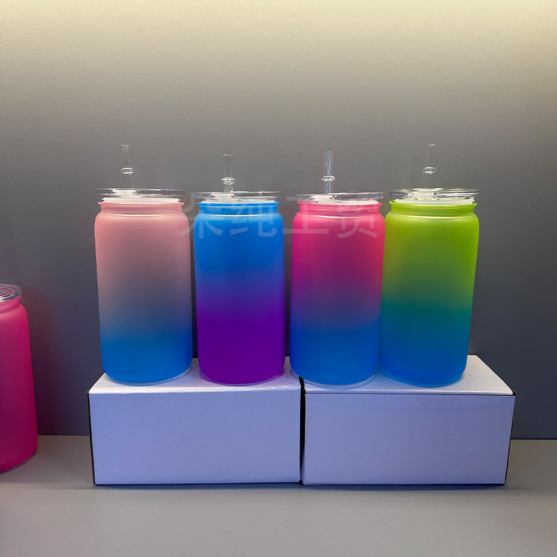 Plastic Mason Straw Cup Manufacturer - 16oz Modern Gradient Coke Can Design Anti-Drop Spray Color for Party Drinking