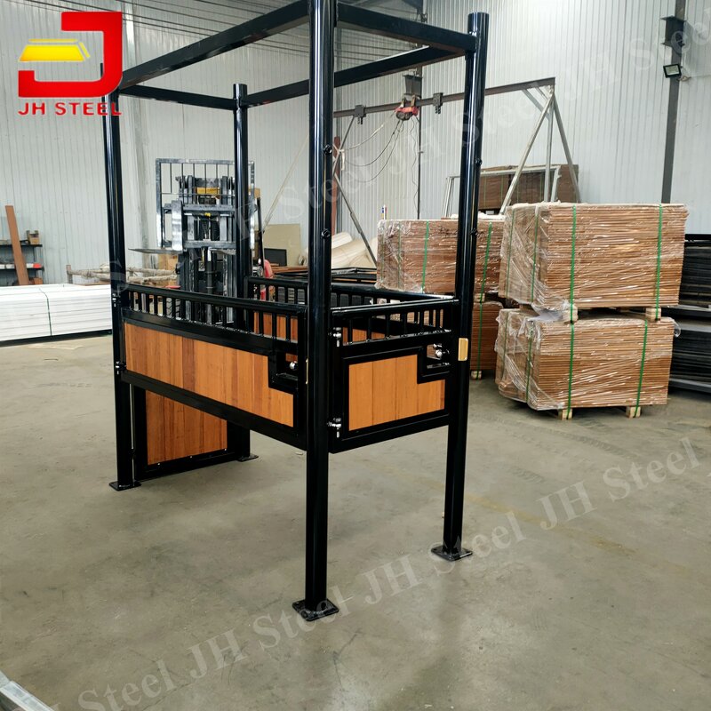 Horse Stock Manufacturer - Hot Selling Building Luxury Steel Frame Useful Equipment