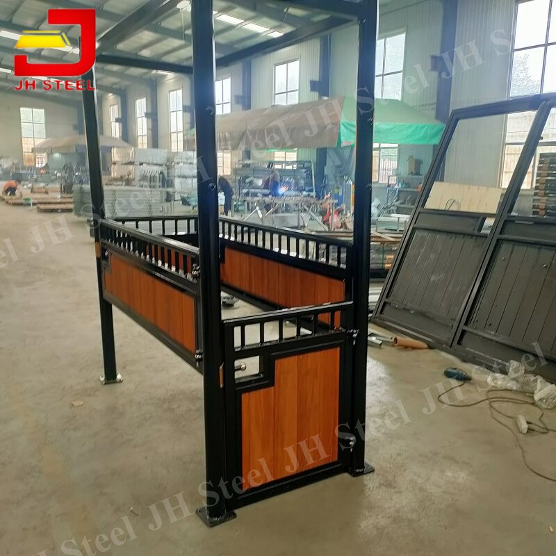 Horse Stock Manufacturer - Hot Selling Building Luxury Steel Frame Useful Equipment