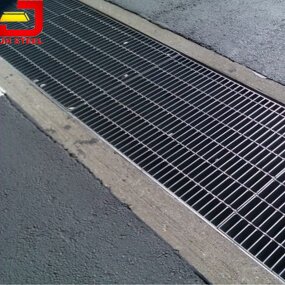 Steel Grating Manufacturer - Sale Cheap Driveway Guttering Channels Drain Grill Special-shaped