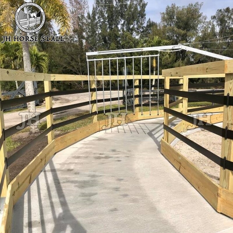 Horse Walker Manufacturer - Customized Equestrian Multiple Horse Positions Safe Reliable