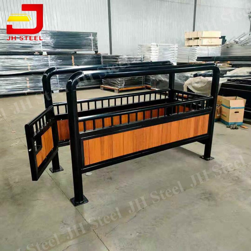 Horse Stock Inspection Manufacturer - Easily Fits Controlled Exits Handling Farm Wash Rack