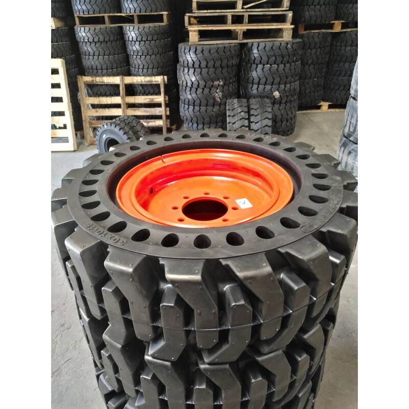 Solid Tyres Manufacturer - for Bobcat Skid Steer Loader Parts 33x1220