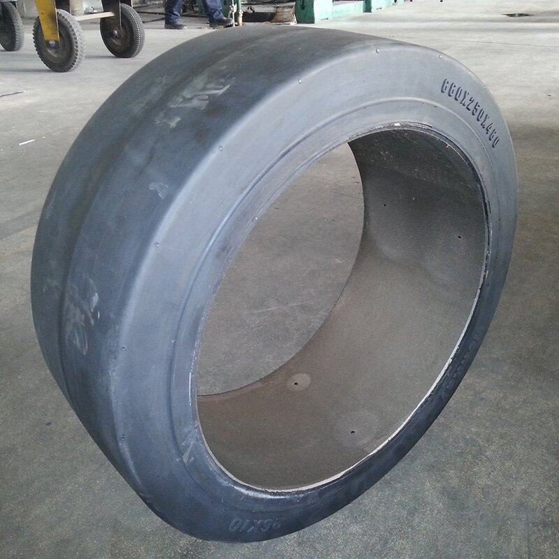 Solid Tires Manufacturer - Linde E20 18X7X12 1/8 15x5x11 1/4 Press on for Electric Forklifts