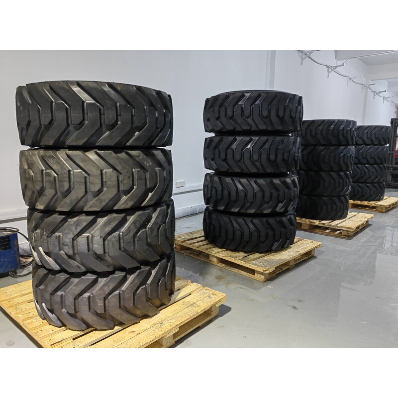 Solid Tires Manufacturer - Foam-filled 15-19.5 385/65D19.5 for 600S & 660SJ Boom Lift
