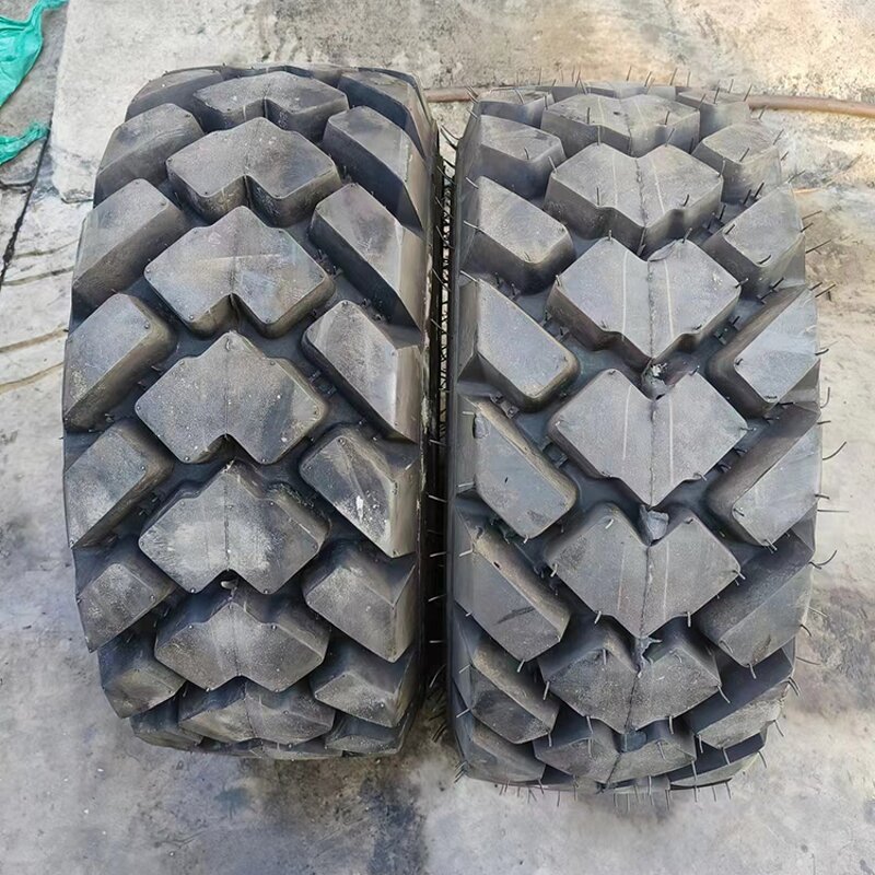 Solid Rubber Tire Manufacturer - Heavy Duty 12x16.5 12-16.5 for 8 Studs Wheel Loader