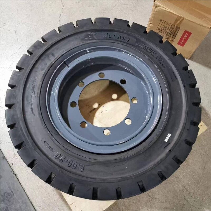 Solid Tires Manufacturer - Durable Rubber for Forklifts Material Handling Equipment