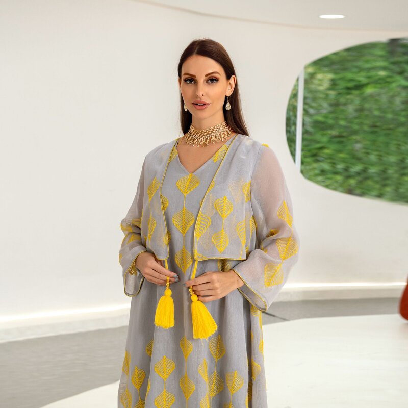 Middle East Muslim Dress Manufacturer - New Arrival Moroccan Mesh Robe Two-piece Tassel Stitching