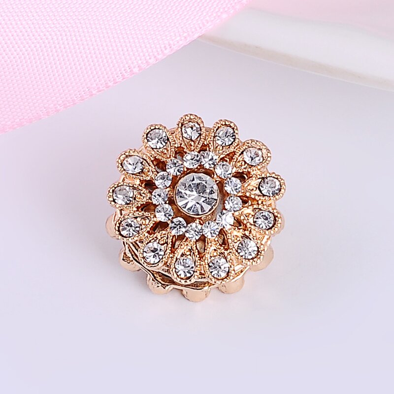 Muslim Brooch Manufacturer - Women's Strong Magnetic Inlaid Diamond Double-sided Drill Flower Yiwu Trinket Silk Scarf Magnetic Buckle
