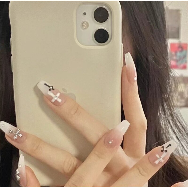 Press on Nails Manufacturer - Professional Customize Handmade Acrylic Gel