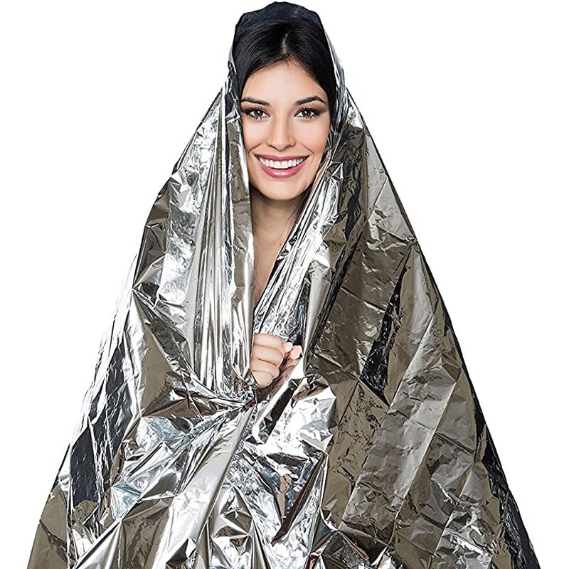Emergency Blanket - Lifesave Dry Thermal Mylar Foil for Outdoor First Aid