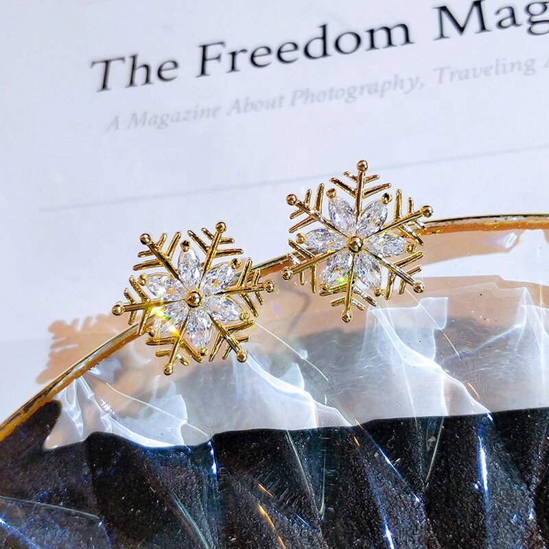 Earrings Manufacturer - Cluster Snowflake Style with White Zircon Stone for Women