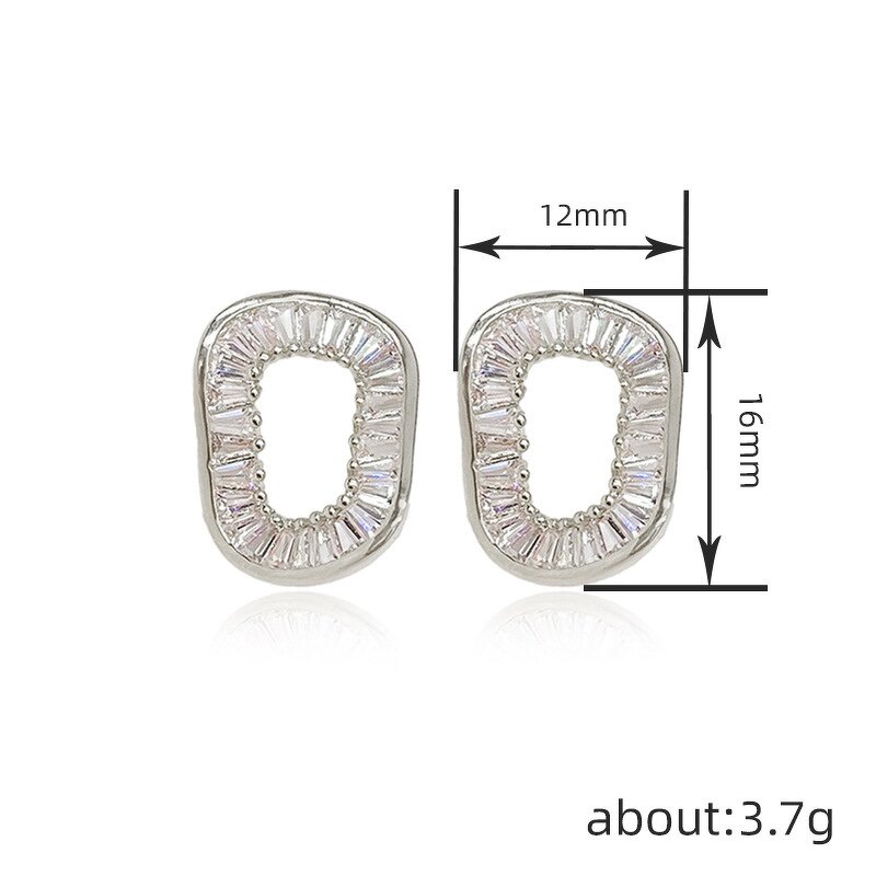 Earrings Manufacturer - Trendy Round Shaped Sparkling Imitated Diamond Drop