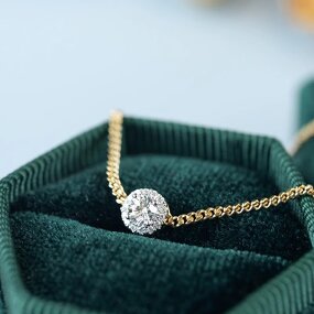 Bracelets Manufacturer - Luxury Geometric Square Shaped Sparkling Zircon