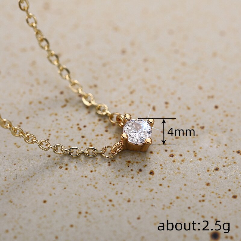 Necklaces Manufacturer - Crown Heart Shaped Design Dazzling Zircon Pendant