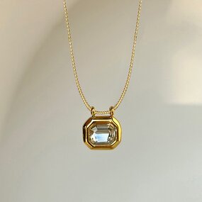 Necklaces Manufacturer - Graceful Round Design Cubic Zirconia with Imitated Pearl