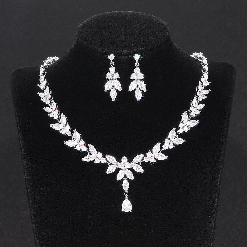 Jewelry Sets Manufacturer - Dainty Water Drop Design Crystal Zircon Necklace Earrings Set