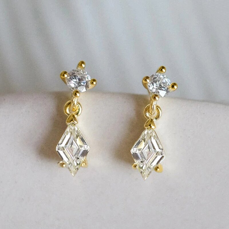 Earrings Manufacturer - Gorgeous Round Brilliant Zircon with Imitated Pearl Drop