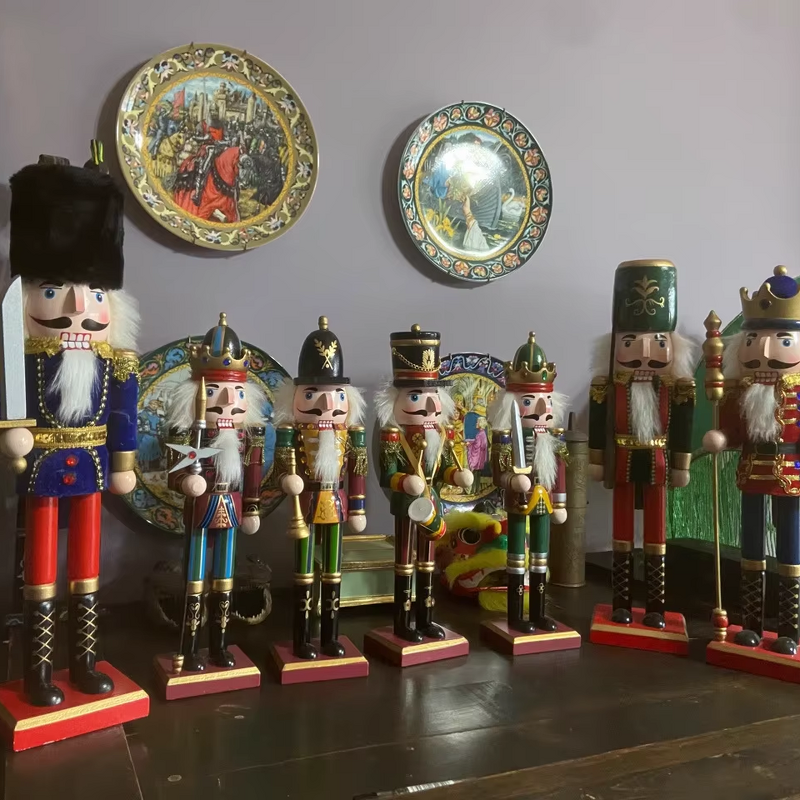 Nutcracker Manufacturer - Hot Sale Painted Various Figures Christmas Wooden 30CM Home Decoration Bamboo Craft