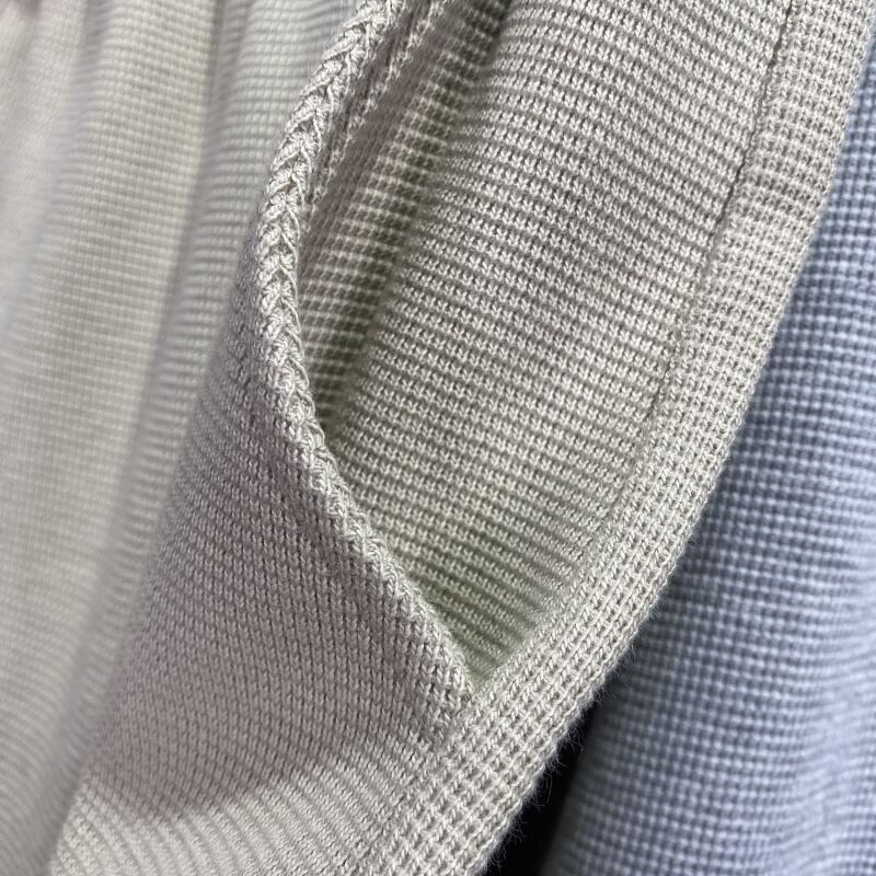 Men's Waffle Shorts Manufacturer - OEM 330gsm Cotton Heavy Breathable Elastic Loose Drawstring Casual Shorts