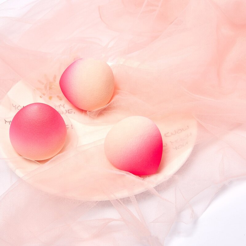 Makeup Sponge Manufacturer - 2023 Free Sample Fart Peach Shape Soft Gradient Color Cosmetic