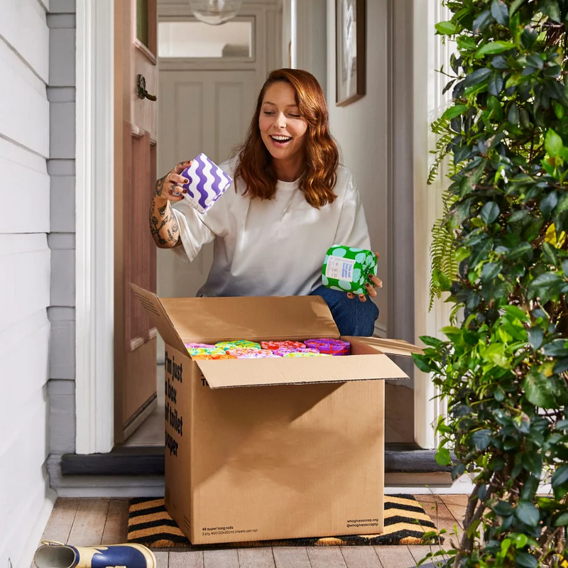 Toilet Paper Roll Manufacturer - 100% Recycle Pulp White Tissue 3 Ply 300 Sheets Custom Embossing Sanitary Paper