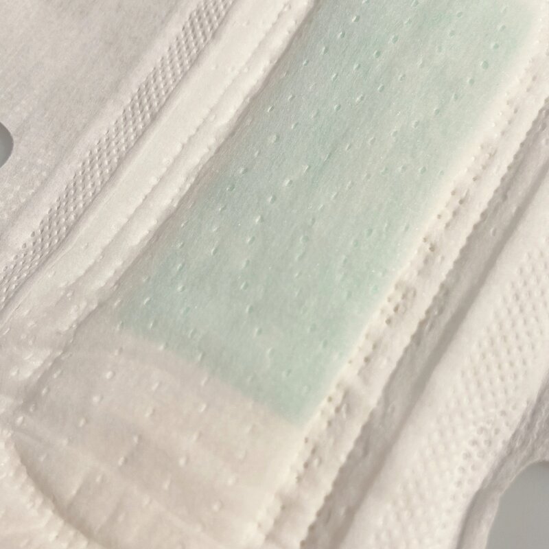 Sanitary Napkins Manufacturer - Winged Shape Ultra Thin Leak Proof Absorbent Non-woven Fabric Pad