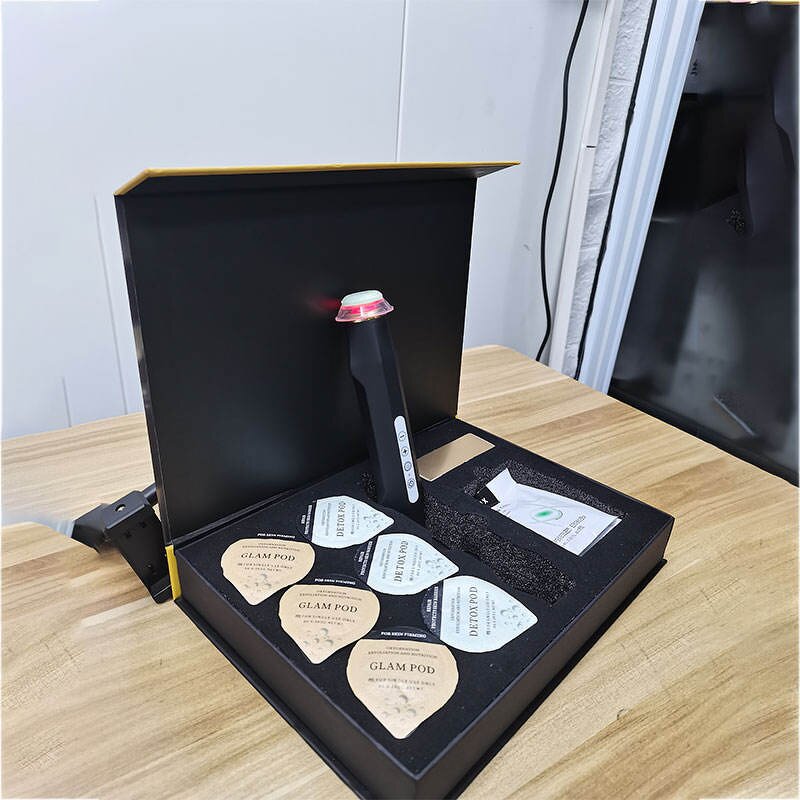 CO2 Bubble Machine - 2025 New Portable 360 Degree Rotating Skin Rejuvenation Firming Oxygen Facial Device