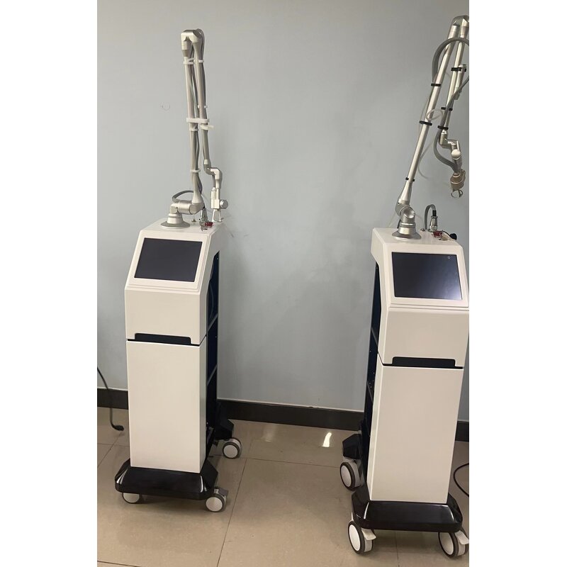 CO2 Fractional Laser Machine Manufacturer - Scar Tattoo Removal UK Plug Cooling Features Salon Laser Therapy Equipment