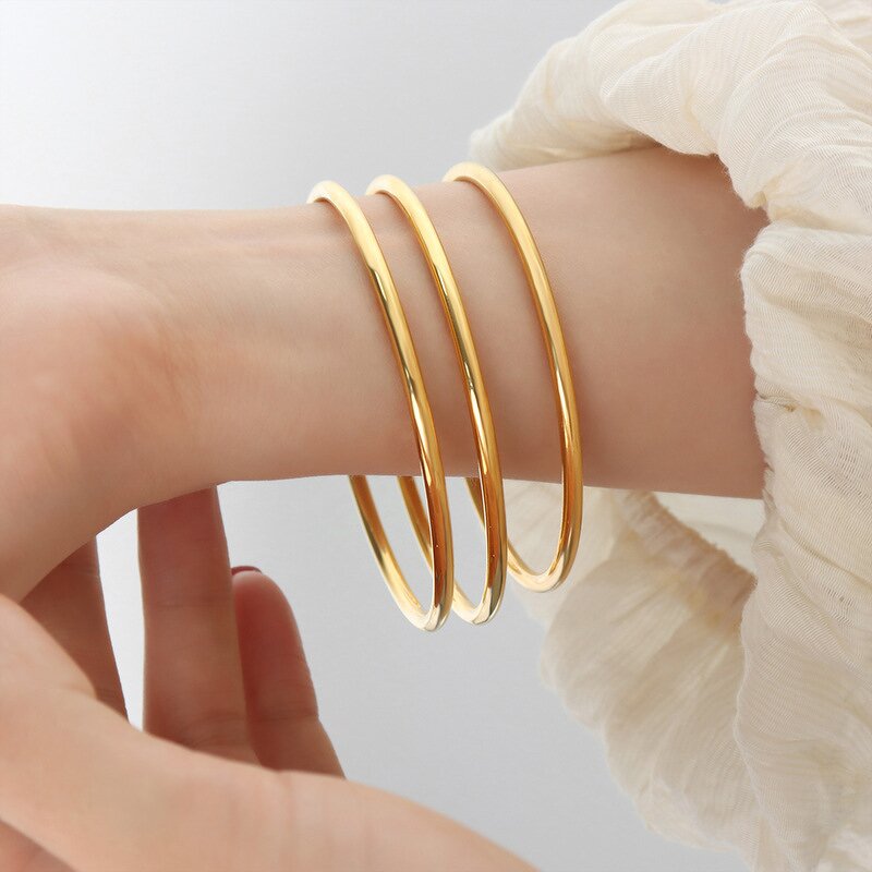Bracelet Manufacturer - Fashion Minimalist Glossy 18K Gold Plated Titanium Steel Bangle