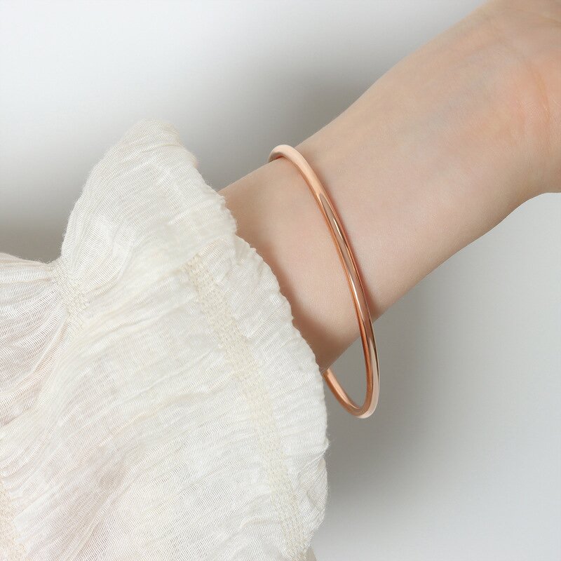 Bracelet Manufacturer - Fashion Minimalist Glossy 18K Gold Plated Titanium Steel Bangle