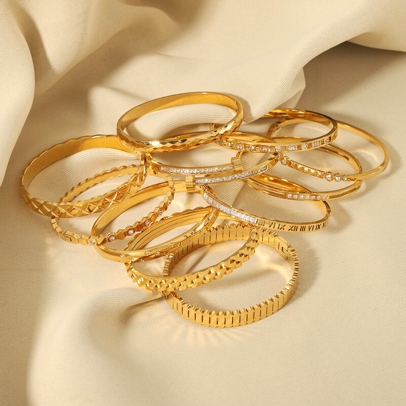 Bracelet Manufacturer - 18K New Zircon Roman Numeral Diamond Pattern Stainless Steel