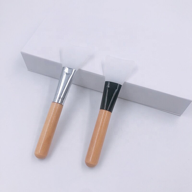 Cosmetic Brush Manufacturer - Wholesale Professional Wooden Handle Facemask Applicator