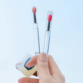 Lip Brush with Cover Factory - Goodgudi Portable Silicone Professional Lipstick Makeup Beauty Tool