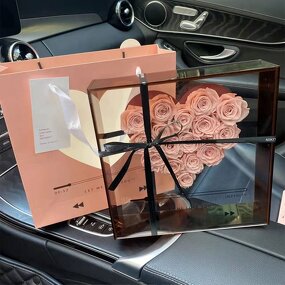 Valentine's Day Custom Square Acrylic Window Gift Box with Matte Finish Europe Bag Transparent Rose Flower Design for Candle